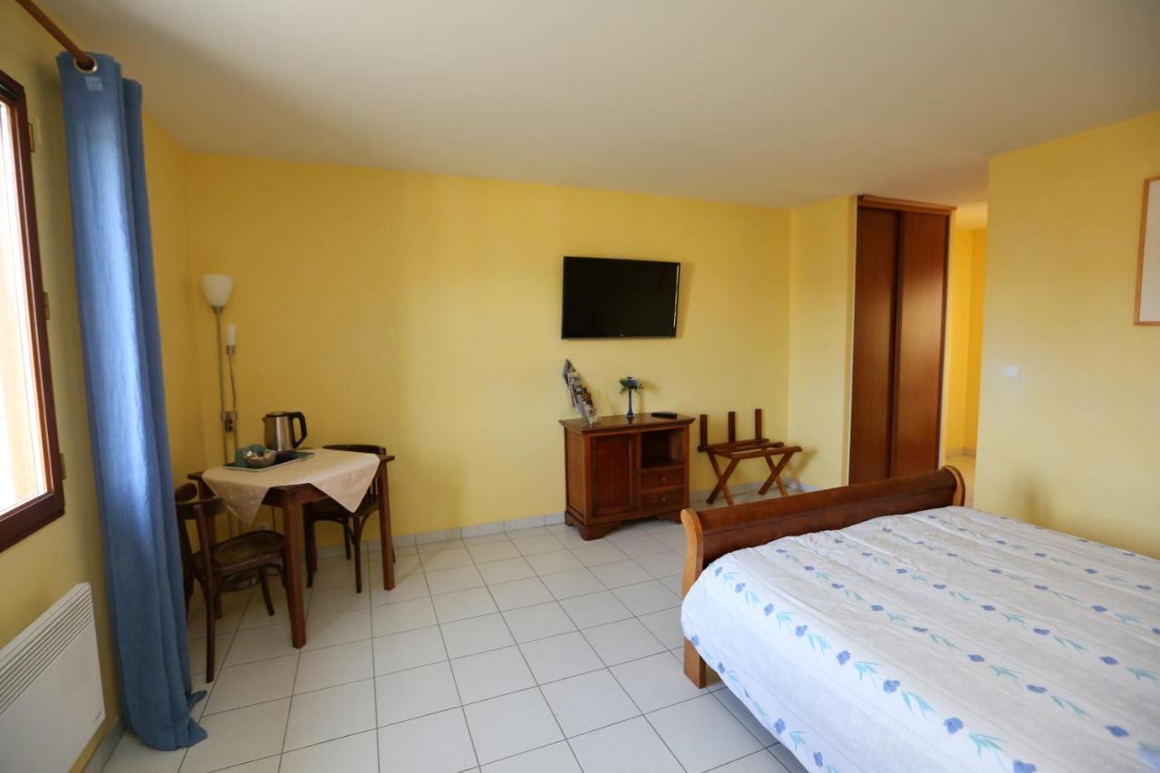 Hotel Le Relais Du Chateau Grignols  Екстериор снимка
