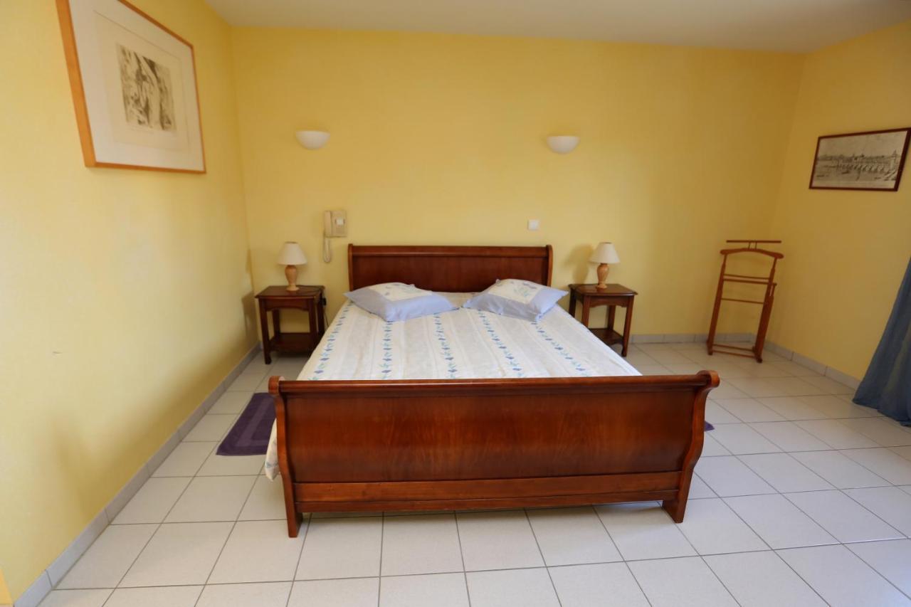 Hotel Le Relais Du Chateau Grignols  Екстериор снимка